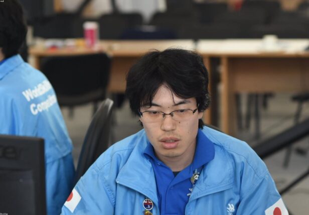 الخصوصية والبيانات في عصر الذكاء الاصطناعي: من يملك معلوماتك؟